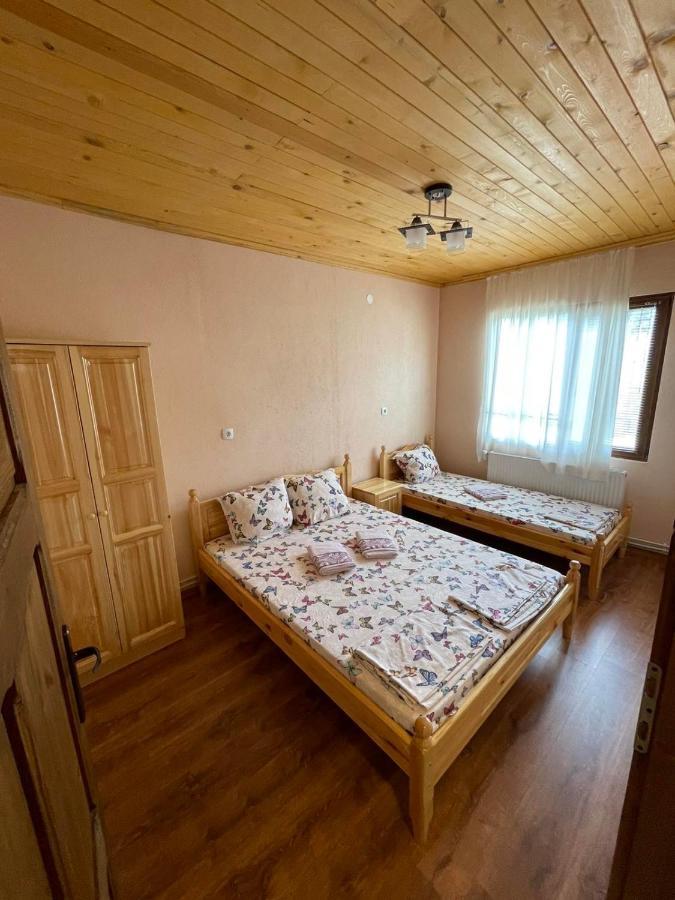 Къщи Мaхони Tsigov Chark Exterior foto